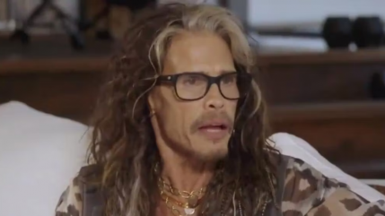 Steven Tyler d'Aerosmith : &laquo; En tant que rock star, j'ai le devoir d'avoir des relations sexuelles. &raquo;