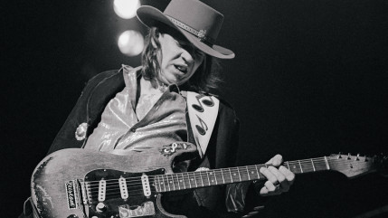 Stevie Ray Vaughan : l’histoire de la disparition tragique de l’un des plus grands guitaristes blues Stevie Ray Vaughan : l’histoire de la disparition tragique de l’un des plus grands guitaristes blues