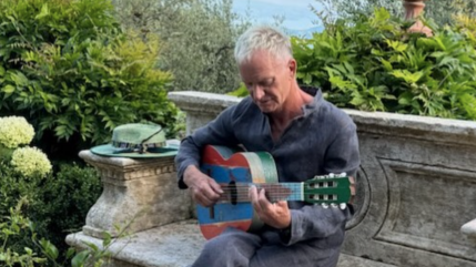 Sting valide la version 2.0 de son morceau "Fragile", réinterprété dans la série "Adolescence"