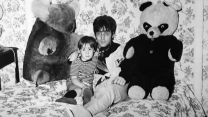 The Beatles : L'histoire de "Good Night" cette berceuse l&eacute;gendaire de Lennon pour son fils Julian