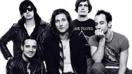 The Strokes de retour avec un nouvel album surprenant, "Reality Awaits" The Strokes de retour avec un nouvel album surprenant, "Reality Awaits"