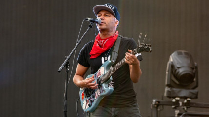 Tom Morello allume les politiciens américains Tom Morello allume les politiciens américains