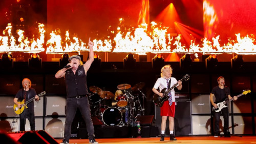 AC/DC : Angus Young revient sur le morceau qu&rsquo;il pr&eacute;f&egrave;rerait oublier