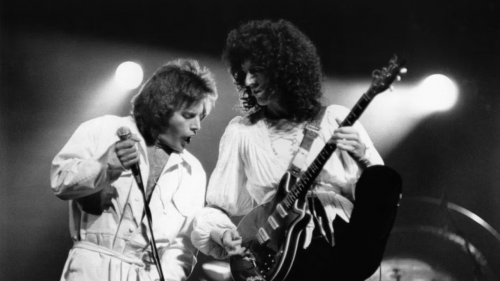 Queen : Pour Brian May, « Bohemian Rhapsody n'était pas la chanson la plus compliquée que nous ayons jamais composée. » Queen : Pour Brian May, « Bohemian Rhapsody n'était pas la chanson la plus compliquée que nous ayons jamais composée. »