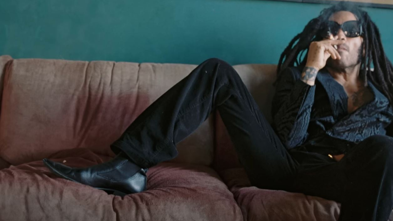 Lenny Kravitz fait monter la température dans le clip de "Honey"